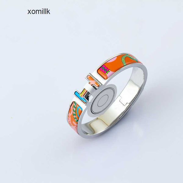 h bracelet designer for woman storque bangle armband bangles letter lock golden rose golden color luxury jewelry sparkling enamel inlay bran, Black
h bracelet designer for woman storque bangle armband bangles letter lock golden rose golden color luxury jewelry sparkling enamel inlay bran, Black
