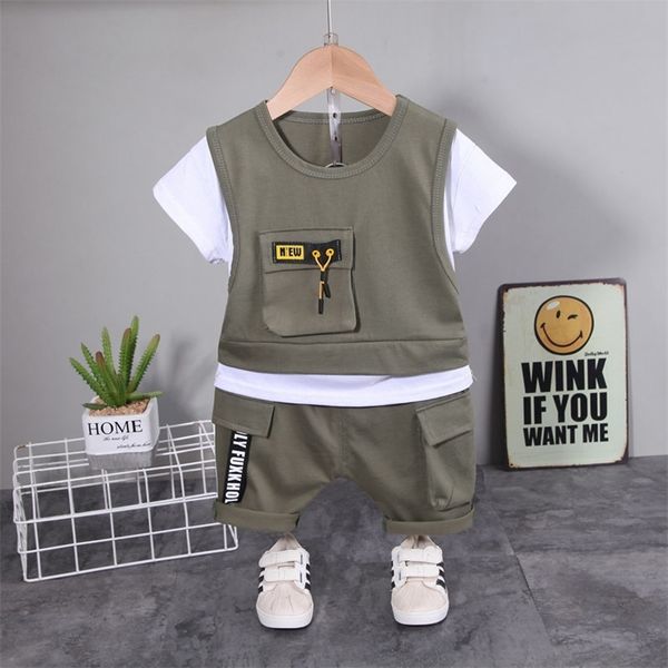 clothing sets children cotton clothes summer baby boys patchwork t shirts shorts pants 2pcssets infant kids toddler tracksuits 05 years 2305, White
clothing sets children cotton clothes summer baby boys patchwork t shirts shorts pants 2pcssets infant kids toddler tracksuits 05 years 2305, White