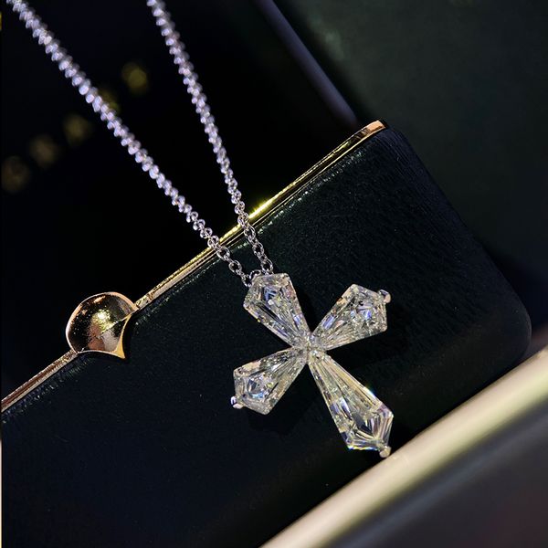 3 cross necklace designer plum cut zirconia necklace birthday gift non-fading non-allergenic, Silver
3 cross necklace designer plum cut zirconia necklace birthday gift non-fading non-allergenic, Silver
