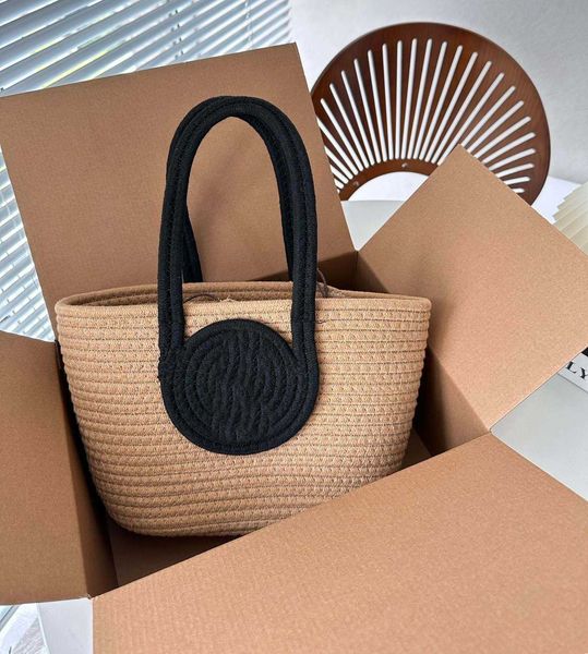 handmade raffia woven beach bag tote tote famous brand women y simple and versatile shopping bag wallets 230506
handmade raffia woven beach bag tote tote famous brand women y simple and versatile shopping bag wallets 230506