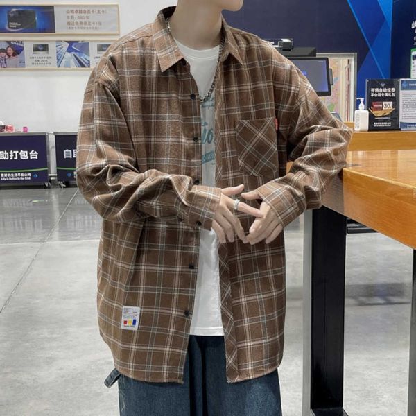 men's casual shirts spring men's shirt trend versatile plaid long sleeve shirt shuai casual coat men's, White;black
men's casual shirts spring men's shirt trend versatile plaid long sleeve shirt shuai casual coat men's, White;black