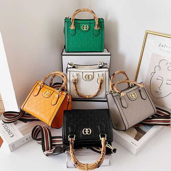 tote bags designers women shoulder classic style fashion lady handbags single shoulder crossbody bag pure color bowknot small square bag cc
tote bags designers women shoulder classic style fashion lady handbags single shoulder crossbody bag pure color bowknot small square bag cc