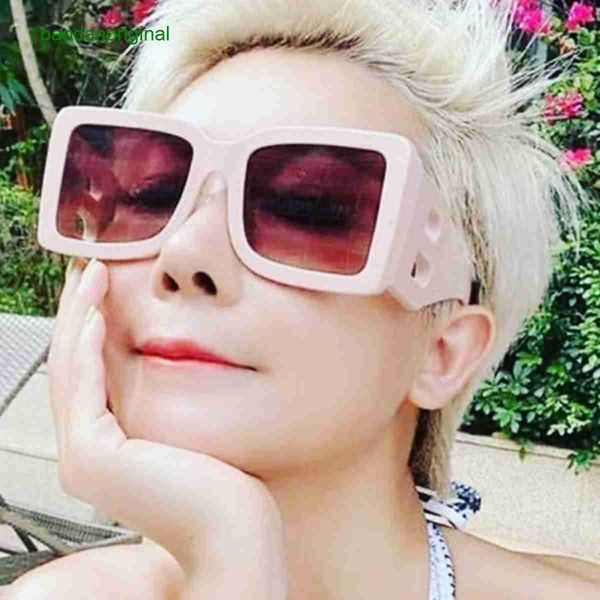 burbrerys designer sunglasses 2023 new modern style sunglasses with hollow legs and bshaped for women large frame square glasses 97076, White;black
burbrerys designer sunglasses 2023 new modern style sunglasses with hollow legs and bshaped for women large frame square glasses 97076, White;black