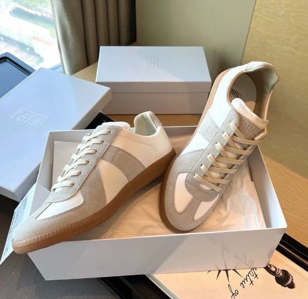 2023 new fashion maisons men sneakers shoes suede leather trainers rubber sole sports runner stitching low-outdoor casual walking eu38-46, Black
2023 new fashion maisons men sneakers shoes suede leather trainers rubber sole sports runner stitching low-outdoor casual walking eu38-46, Black