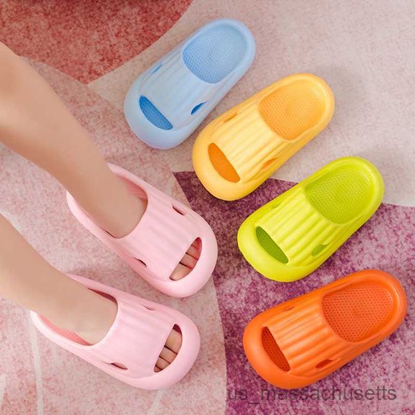 slipper summer kids slippers protect toes solid color boys bathroom anti-slip house shoes toddler children girls baby soft sole shoes, Black;grey
slipper summer kids slippers protect toes solid color boys bathroom anti-slip house shoes toddler children girls baby soft sole shoes, Black;grey