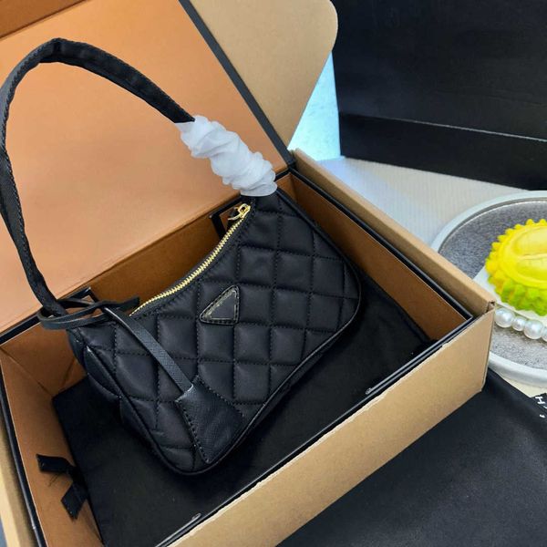 designer bags nylon diamond lattice women luxury handbags hobo purses lady handbag crossbody shoulder totes fashion wallet
designer bags nylon diamond lattice women luxury handbags hobo purses lady handbag crossbody shoulder totes fashion wallet