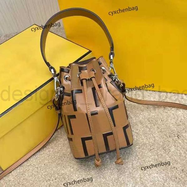 mini bucket bag 9-colour luxury designer crossbody shoulder bags handbag women's fashion leather handbags handbag wholesale removable s
mini bucket bag 9-colour luxury designer crossbody shoulder bags handbag women's fashion leather handbags handbag wholesale removable s