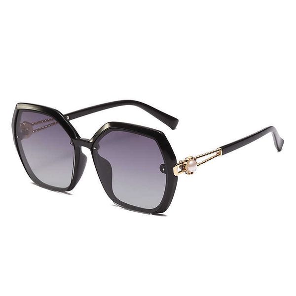 new designer sunglass brand luxury channel sunglasses trendy women's sunscreen polarized beach uv proof strong glasses, White;black
new designer sunglass brand luxury channel sunglasses trendy women's sunscreen polarized beach uv proof strong glasses, White;black