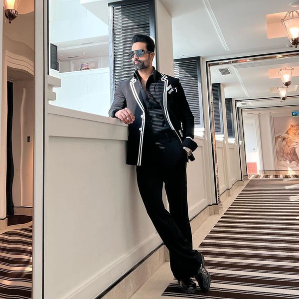 luxury men's wedding casual tuxedo men's prom slim suit two pieces business social club suit costume homme, Black;gray
luxury men's wedding casual tuxedo men's prom slim suit two pieces business social club suit costume homme, Black;gray