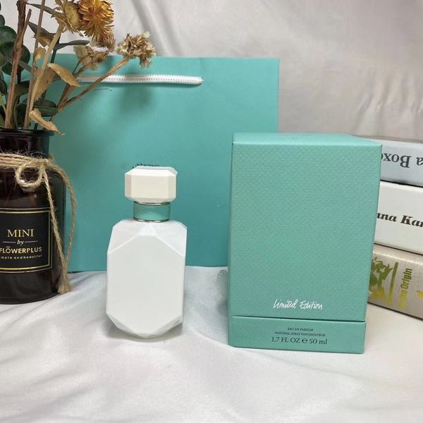 3kiinds 75ml 2.5fl.oz classic lady fragrance diamond glass bottles edp wholesale fast delivery
3kiinds 75ml 2.5fl.oz classic lady fragrance diamond glass bottles edp wholesale fast delivery