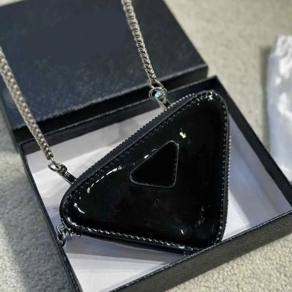 wallet diamonds mini bags triangle coin purse women designer handbags crossbody bags shoppers tote bags vintage messenger bag purses 2023, Black;red
wallet diamonds mini bags triangle coin purse women designer handbags crossbody bags shoppers tote bags vintage messenger bag purses 2023, Black;red