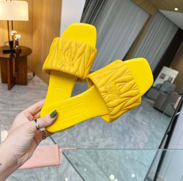 womens beach slippers famous classic flat heel summer designer fashion flops leather lady brand slides famale shoes l bath ladies sandals la, Black
womens beach slippers famous classic flat heel summer designer fashion flops leather lady brand slides famale shoes l bath ladies sandals la, Black