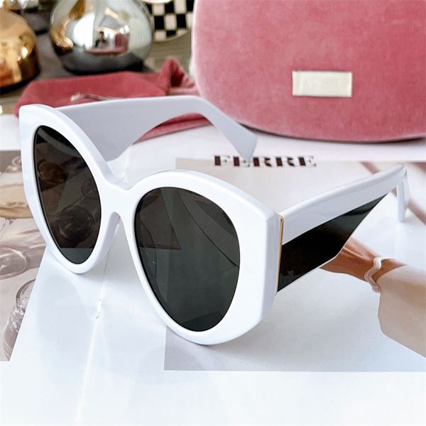 new designer men and women protective glasses sunglasses fashion luxury brand new smu03 uv400 protection fashion with box, White;black 
new designer men and women protective glasses sunglasses fashion luxury brand new smu03 uv400 protection fashion with box, White;black
