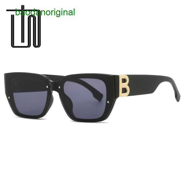 burbrerys designer sunglasses new small frame b letter sunglasses 86581 modern fashion women versatile, White;black
burbrerys designer sunglasses new small frame b letter sunglasses 86581 modern fashion women versatile, White;black