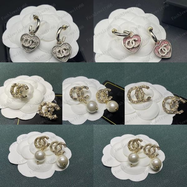 2023 brand 18k gold plated designers double letters stud clip chain geometric luxury women 925 silver crystal rhinestone earring wedding par, Golden;silver
2023 brand 18k gold plated designers double letters stud clip chain geometric luxury women 925 silver crystal rhinestone earring wedding par, Golden;silver