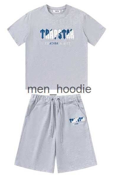 men's t-shirts mens trapstar t shirt short sleeve print outfit chenille tracksuit black cotton london streetwear s-2xl 12f18v, White;black
men's t-shirts mens trapstar t shirt short sleeve print outfit chenille tracksuit black cotton london streetwear s-2xl 12f18v, White;black