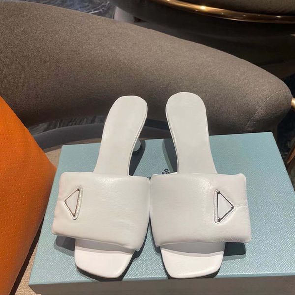 high-heeled beach slippers designer sandal fashion womens slide black white comfortable banquet flip flop platform slides summer sandals lux
high-heeled beach slippers designer sandal fashion womens slide black white comfortable banquet flip flop platform slides summer sandals lux