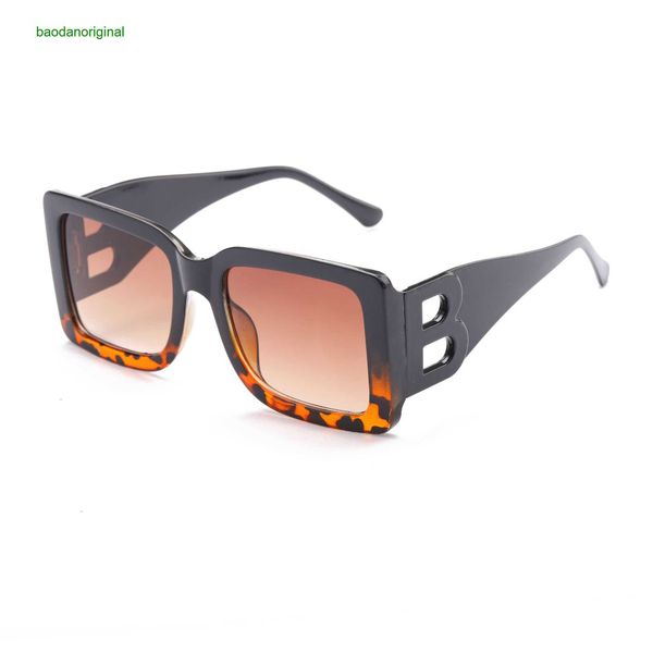 burbrerys designer sunglasses 2023 new modern style sunglasses with hollow legs and bshaped for women large frame square glasses 97076 neqi, White;black
burbrerys designer sunglasses 2023 new modern style sunglasses with hollow legs and bshaped for women large frame square glasses 97076 neqi, White;black