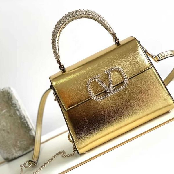 handbag beauty luxurys designer women bags diamond inlaid metal handle women's handheld shoulder crossbody casual d03k daai
handbag beauty luxurys designer women bags diamond inlaid metal handle women's handheld shoulder crossbody casual d03k daai