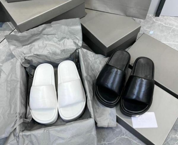 luxury designer shoes european style slippers woman size 35-42 thick bottom flat slides tpu eva fashion comfort soft lady sandals bubble cas, Black
luxury designer shoes european style slippers woman size 35-42 thick bottom flat slides tpu eva fashion comfort soft lady sandals bubble cas, Black