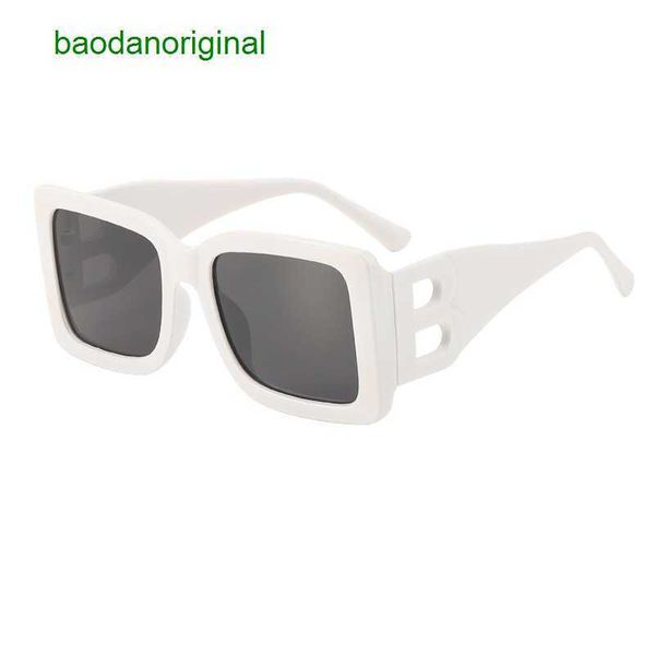 burbrerys designer sunglasses large frame trendy bletter sunglasses with hollow leg boxes fashionable women's glasses men's fashio, White;black
burbrerys designer sunglasses large frame trendy bletter sunglasses with hollow leg boxes fashionable women's glasses men's fashio, White;black
