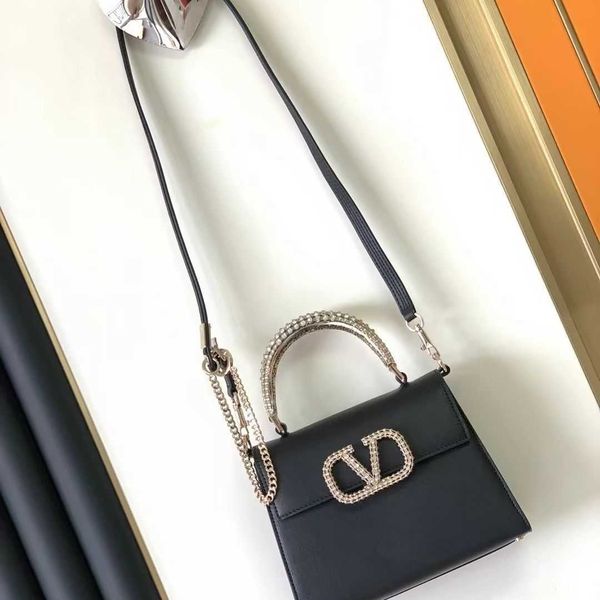 handbag beauty luxurys designer women bags diamond inlaid metal handle women's handheld shoulder crossbody casual r9sv
handbag beauty luxurys designer women bags diamond inlaid metal handle women's handheld shoulder crossbody casual r9sv