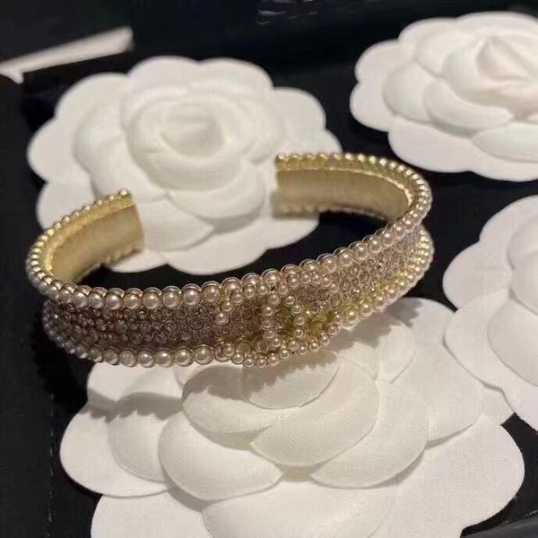 gold full diamond irregular fashion luxury designer bracelet new small pearl open bracelet, Black
gold full diamond irregular fashion luxury designer bracelet new small pearl open bracelet, Black