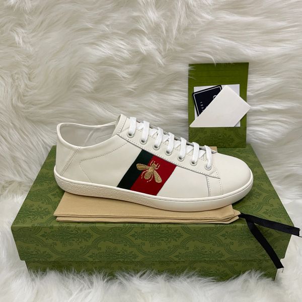 luxury shoe bee shoes retro men women luxury casual shoes luxury designers simplicity sneaker lace-up outdoor shoe fashion women casual desi, Black
luxury shoe bee shoes retro men women luxury casual shoes luxury designers simplicity sneaker lace-up outdoor shoe fashion women casual desi, Black