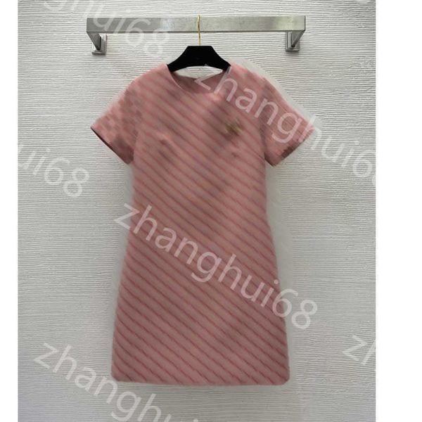 23ss womens designer clothing summer dresses women dress round neck monogram jacquard a - line type waist - tucked short - sleeved dress wom, Black;gray
23ss womens designer clothing summer dresses women dress round neck monogram jacquard a - line type waist - tucked short - sleeved dress wom, Black;gray