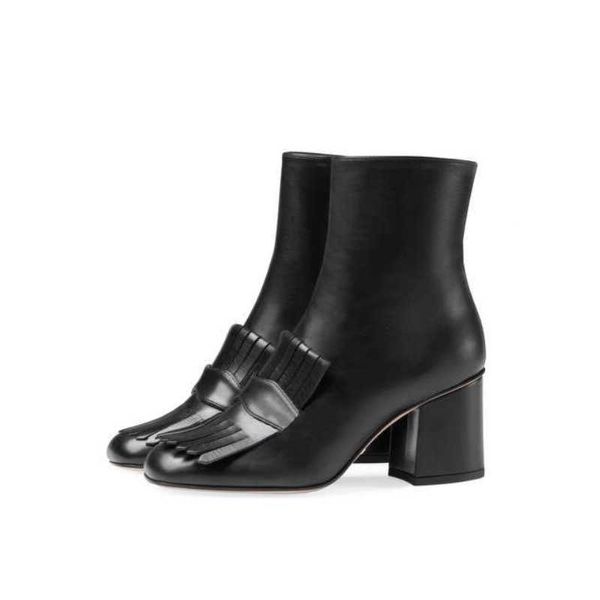 quality leather platform ankle boot marmont boots embroidered mid-heel boot women winter shoes solid color fringed shoe big sizeno29, Black
quality leather platform ankle boot marmont boots embroidered mid-heel boot women winter shoes solid color fringed shoe big sizeno29, Black