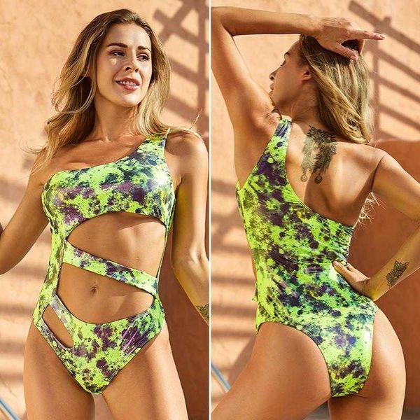 printed one piece swimming swimsuit unique shoulder backless source factory direct supply, White;black
printed one piece swimming swimsuit unique shoulder backless source factory direct supply, White;black