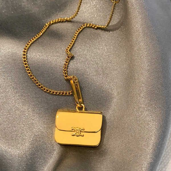 pendant necklaces ce colorless bag necklace for women's light luxury and small group design, high grade, elegant, stylish, golden colla, Silver
pendant necklaces ce colorless bag necklace for women's light luxury and small group design, high grade, elegant, stylish, golden colla, Silver