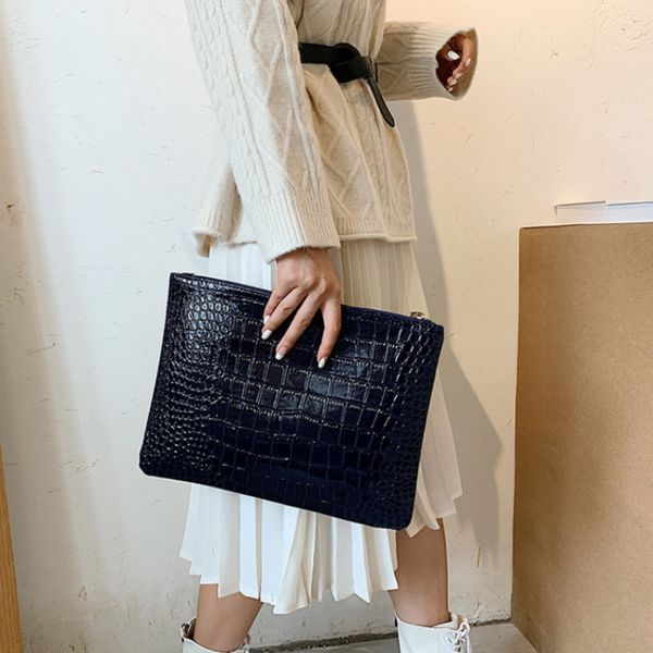 cosmetic bags cases women pattern clutch bag pochette female casual solid color zipper envelope square bags make up organizer bag 230504
cosmetic bags cases women pattern clutch bag pochette female casual solid color zipper envelope square bags make up organizer bag 230504