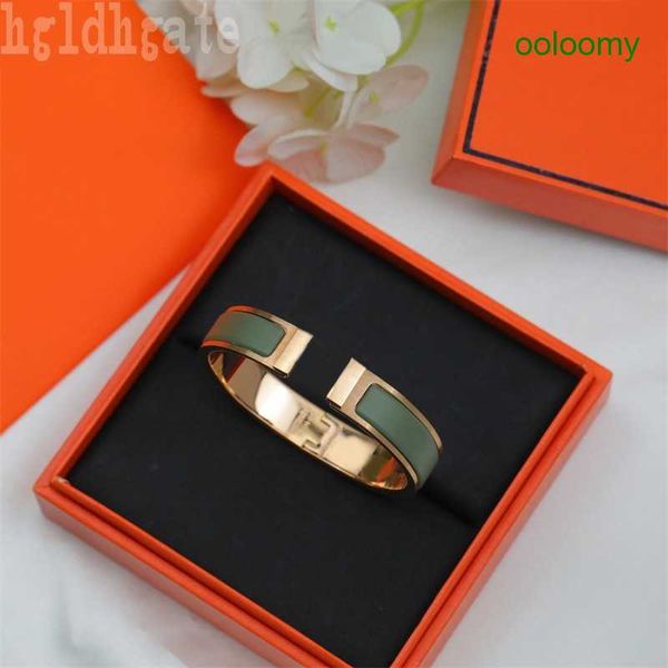 vintage style h cuff bangle designer love braceletes luxury clic accessories birthday present letter man luxury jewlery plated silver gold h, Black
vintage style h cuff bangle designer love braceletes luxury clic accessories birthday present letter man luxury jewlery plated silver gold h, Black