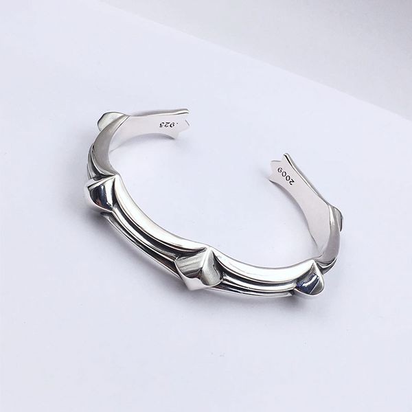50237 bangle hip hop s925 sterling silver bracelet punk style vintage personalized nail cross flower letter jewelry couple popular accessori, Black
50237 bangle hip hop s925 sterling silver bracelet punk style vintage personalized nail cross flower letter jewelry couple popular accessori, Black