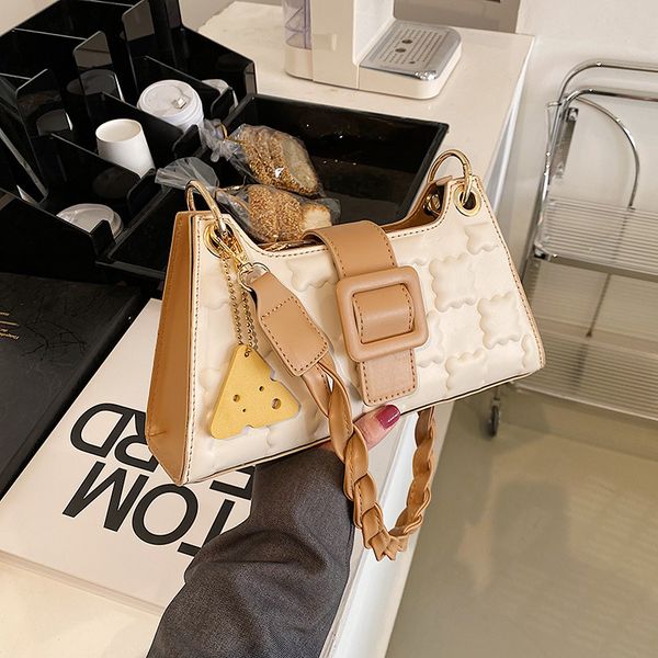 bags women shoulder classic style fashion lady handbags single shoulder crossbody bag solid color cheese crackers
bags women shoulder classic style fashion lady handbags single shoulder crossbody bag solid color cheese crackers