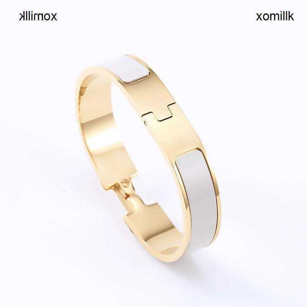 clic bracelet h lovers bangle designer jewelry pm and gm size narrow in enamel with gold-plated hardware s for women cll 2b7j, Black
clic bracelet h lovers bangle designer jewelry pm and gm size narrow in enamel with gold-plated hardware s for women cll 2b7j, Black