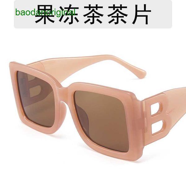 burbrerys designer sunglasses 2023 new trend personalized modern sunglasses bshaped women's large frame square street pbettero glasses, White;black
burbrerys designer sunglasses 2023 new trend personalized modern sunglasses bshaped women's large frame square street pbettero glasses, White;black