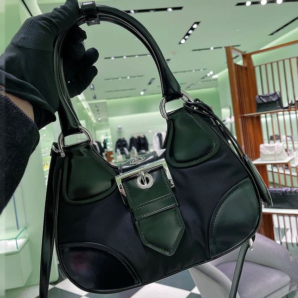 handle designer bags for womens luxury tote handbag bag cross body clutch genuine leather purse nylon shoulder bag fashion man sling fashion
handle designer bags for womens luxury tote handbag bag cross body clutch genuine leather purse nylon shoulder bag fashion man sling fashion