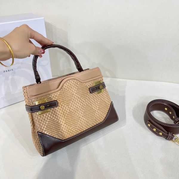 luxurys handbags designer bag women beach tote ummer bag handbag womens leather multifunctional solid color purses 221220
luxurys handbags designer bag women beach tote ummer bag handbag womens leather multifunctional solid color purses 221220