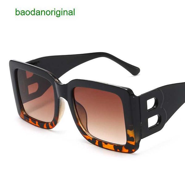 burbrerys designer sunglasses modern style sunglasses hollow out women's large frame square 97076, White;black
burbrerys designer sunglasses modern style sunglasses hollow out women's large frame square 97076, White;black
