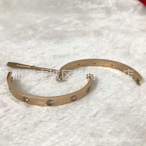 high-quality card five-generation screwdriver titanium steel love bracelet for men and women 18k rose gold eternal ring clasp ten diamondsjf, Black 
high-quality card five-generation screwdriver titanium steel love bracelet for men and women 18k rose gold eternal ring clasp ten diamondsjf, Black