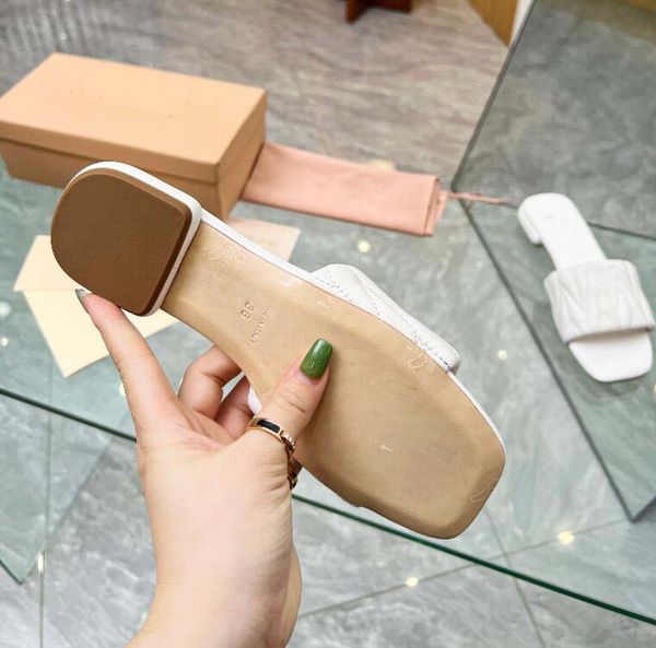 designer women slippers men ladies flat platform sandals rubber slide floral brocade gear bottoms flip flops strped beach causal slipper, Black
designer women slippers men ladies flat platform sandals rubber slide floral brocade gear bottoms flip flops strped beach causal slipper, Black