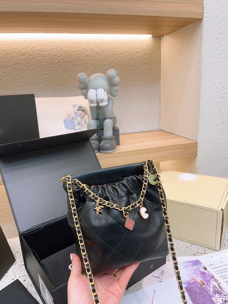 designer mini 2023 bags new shopping bags 5a handbag women shoulder bag leather clutch bag lady crossbody purse the season is the most popul
designer mini 2023 bags new shopping bags 5a handbag women shoulder bag leather clutch bag lady crossbody purse the season is the most popul