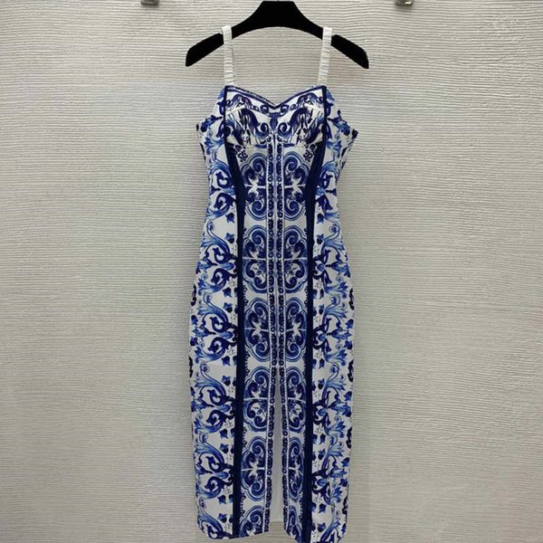 blue and white porcelain designer dress mediterranean series girl in front of the open design slim hip halter dresses womens clothing 0912, Black;gray
blue and white porcelain designer dress mediterranean series girl in front of the open design slim hip halter dresses womens clothing 0912, Black;gray