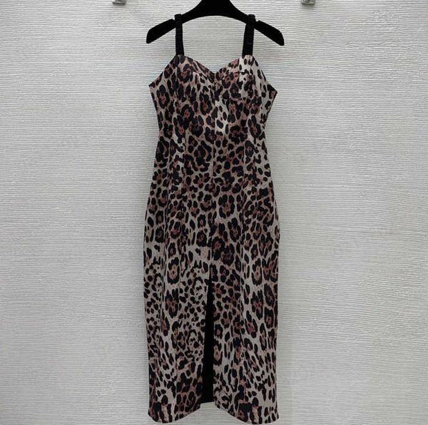 leopard print open design women dress summer breathable fashion slim hip-hugging camisole dresses designer womens clothing travel vacation 0, Black;gray
leopard print open design women dress summer breathable fashion slim hip-hugging camisole dresses designer womens clothing travel vacation 0, Black;gray