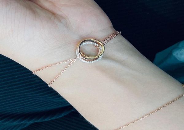 trinity series bracelet diamonds 925 sterling silver 18 k gold bangle official replica jewelry luxury brand classic st8808990, Black
trinity series bracelet diamonds 925 sterling silver 18 k gold bangle official replica jewelry luxury brand classic st8808990, Black