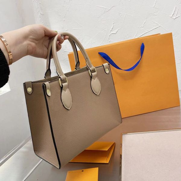 famous designer tote bag leather handbag fashion large shopping bag shoulder bag square tote bag
famous designer tote bag leather handbag fashion large shopping bag shoulder bag square tote bag