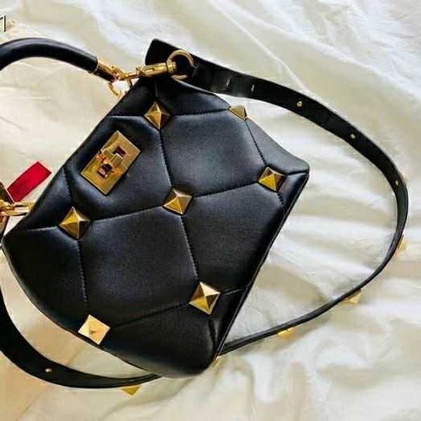 color designer handbag women luxurys bags quilted stitching outline diamond pattern portable shoulder women's chain 2cc3
color designer handbag women luxurys bags quilted stitching outline diamond pattern portable shoulder women's chain 2cc3