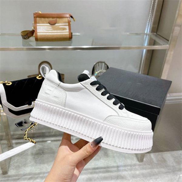 luxury design bowling shoes channel 2023 fashionable men and women leather canvas letter logo casual outdoor sports running shoes 01-012
luxury design bowling shoes channel 2023 fashionable men and women leather canvas letter logo casual outdoor sports running shoes 01-012